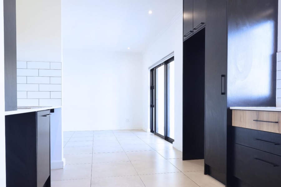 To Let 2 Bedroom Property for Rent in Durbanville Western Cape